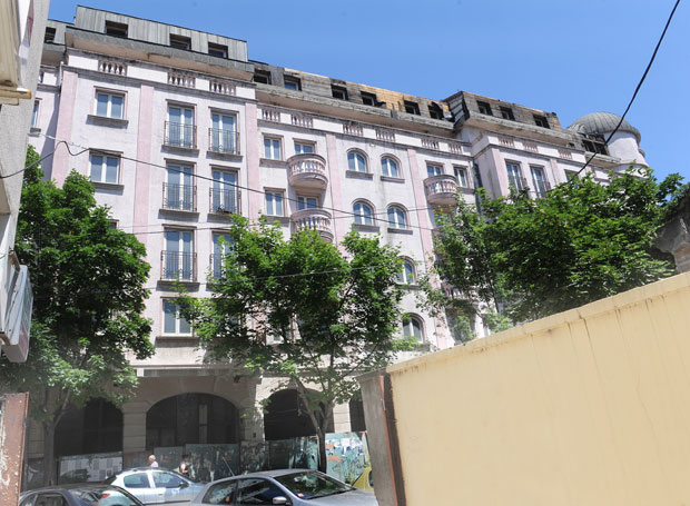 Продаја имовине Југобанке и СИМ осигурања