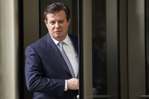 Манафорту седам и по година затвора