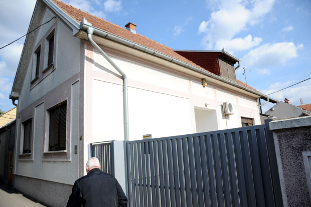 НАПАД У БАТАЈНИЦИ: Тукао старца па му отео 50.000 евра