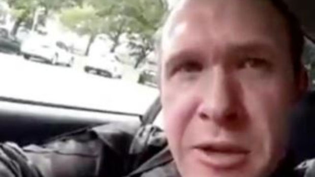  НЕПОЗНАТИ ДЕТАЉИ: Убицу са Новог Зеланда другови памте као кловна разреда