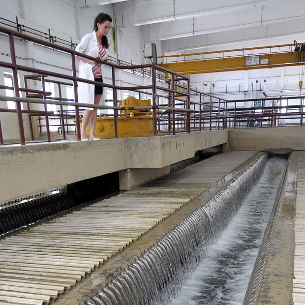 Воду не треба дати приватницима