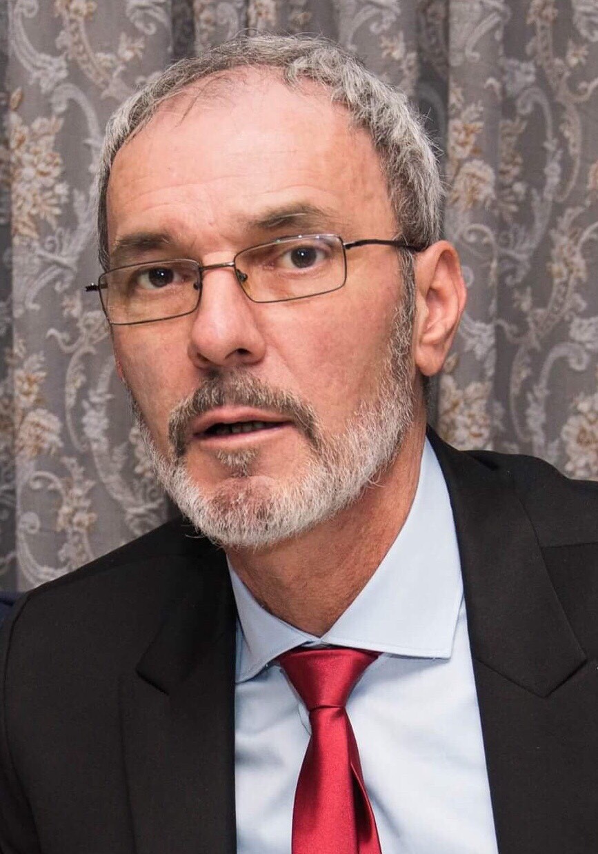 ТУГА НА КОСОВУ: Преминуо песник Мики Јовановић