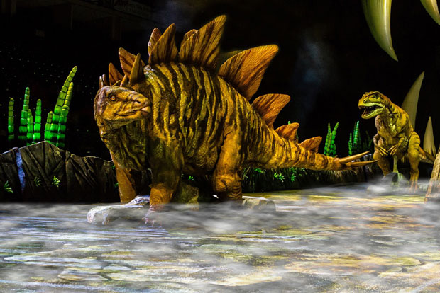 ПУТОВАЊЕ ДУГО 220 МИЛИОНА ГОДИНА: Шетња са диносаурусима у Штарк арени 