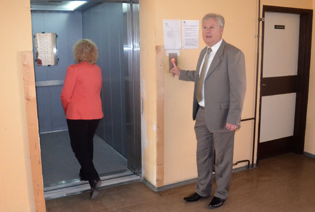 Пацијенте више не носе на рукама