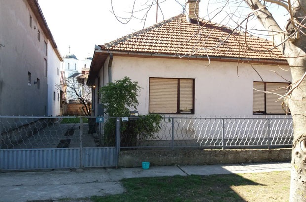 УБИСТВО У НОВОЈ ПАЗОВИ: Алкохол узрок кобне свађе?