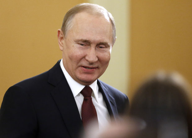 Путин потписао закон који забрањује вређање државе