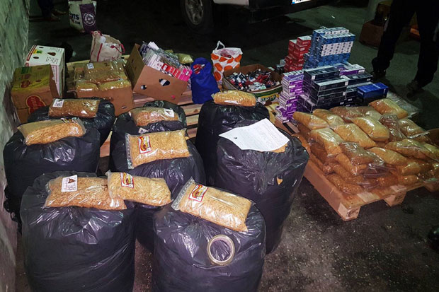 Кријумчари остали без стотина килограма дувана