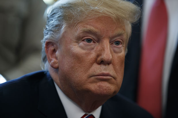 Трамп и после банкрота добио милијарде долара кредита? 