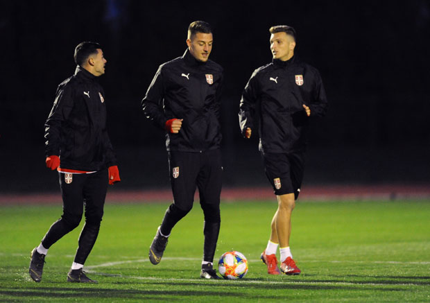 ИЗНЕНАДНА СЕРИЈА ПОВРЕДА: Србија гостује Немачкој у Волфсбургу