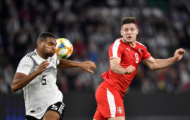 СРБИН НА ЦЕНИ: ПСЖ се прикључио Барселони у трци за трансфер Јовића