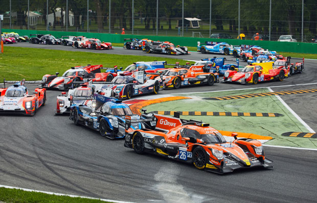 G-Drive Racing тим на Сајму aутомобила у Београду