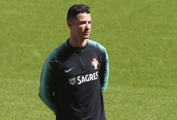 ШАМПИОН ЈАЧИ СА РОНАЛДОМ: Португалија чека Украјину