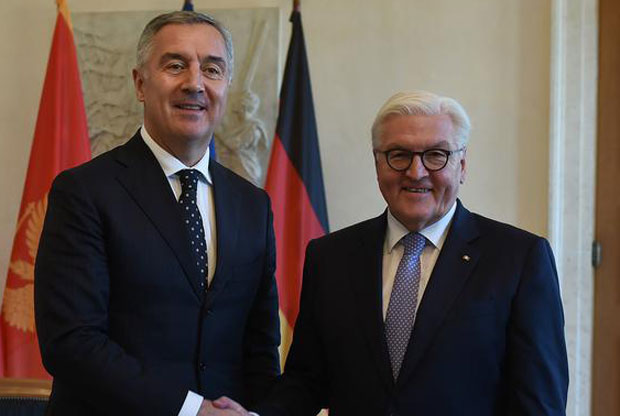 ЗАХТЕВ МИЛУ ЂУКАНОВИЋУ: Немци траже техничку владу