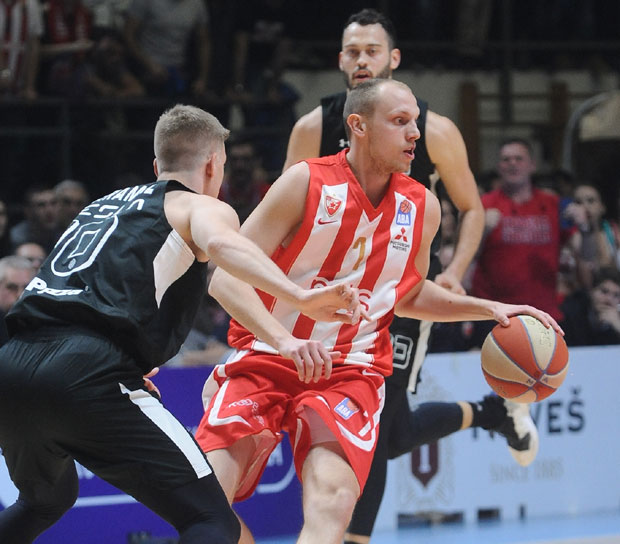 КРАЈ: Црвена звезда-Партизан 106:101 (после продужетка)