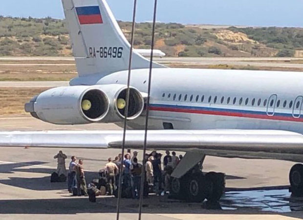 НАПЕТО У ВЕНЕЦУЕЛИ: Стотину руских војника стигло у Каракас; Опозиција украла више од 30 милијарди долара