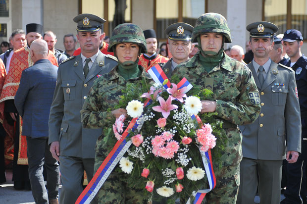 ОБЕЛЕЖЕНЕ ДВЕ ДЕЦЕНИЈЕ ОД БОМБАРДОВАЊА СРЈ: Мета био цео српски  народ!