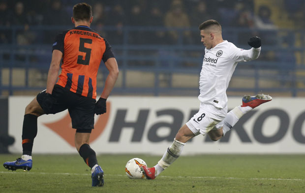 БАРСИН ПРЕСИНГ НА ЛУКУ ЈОВИЋА: Каталонци и у Лисабону наговарају Србина да од лета буде њихов играч