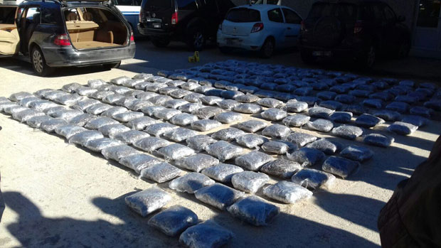 ОПТУЖНИЦА ЗА НИКШИЋАНЕ: Кријумчарили 210 килограма марихуане (ФОТО)