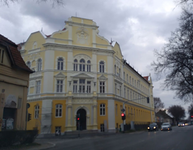 ХЕМИЈСКА ШКОЛА У СУБОТИЦИ: За фасаду највиша оцена