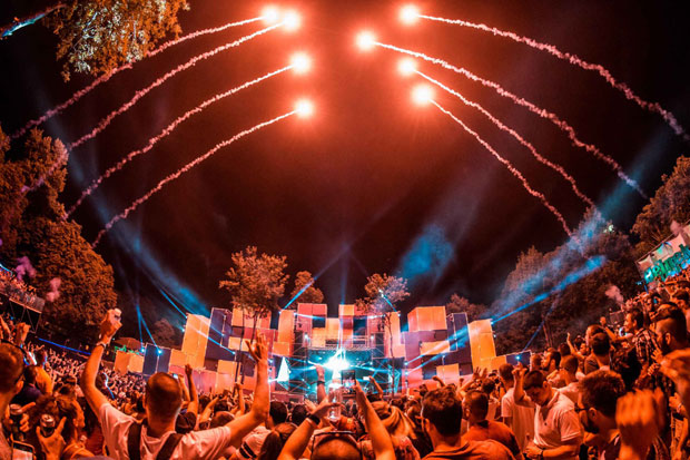 СПЕКТАКЛ ПО ТВОМ УКУСУ: Објављена имена извођача на овогодишњем „Лавфесту“ у Врњачкој бањи