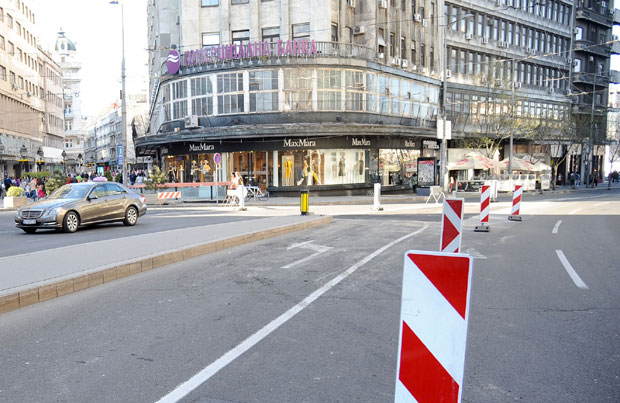 Тешко кроз центар од 1. априла (ФОТО)