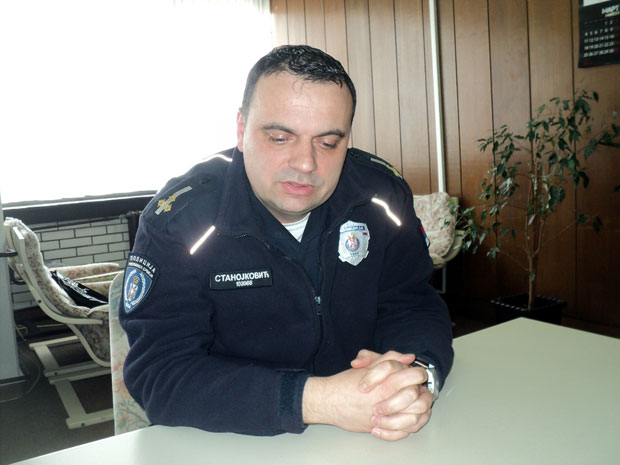 Полицајац вратио нађени новчаник