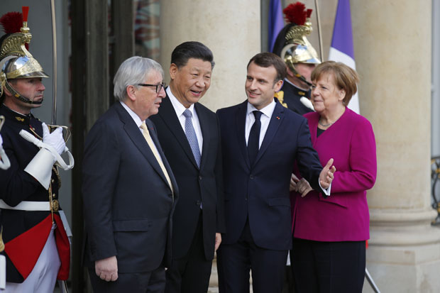 ЕУ и Кина праве нови блок против Америке