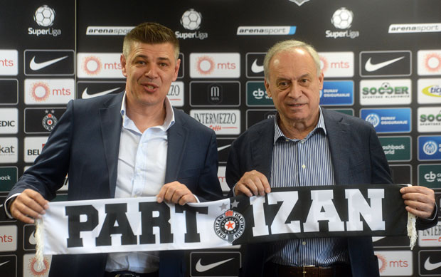 МИЛОШЕВИЋ НА ПРОМОЦИЈИ У ПАРТИЗАНУ: Тренер због Фергусона