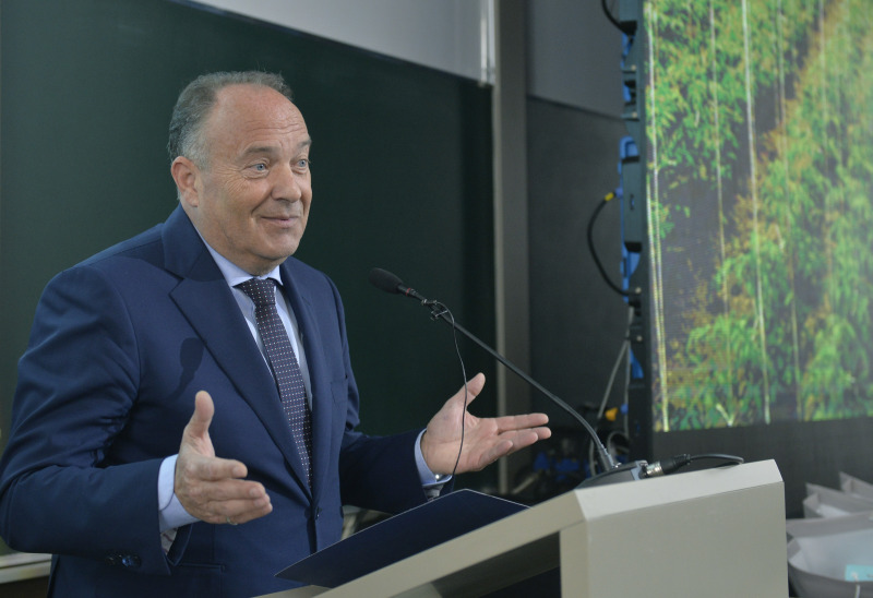 Шарчевић: Вршњачко насиље драстично опада