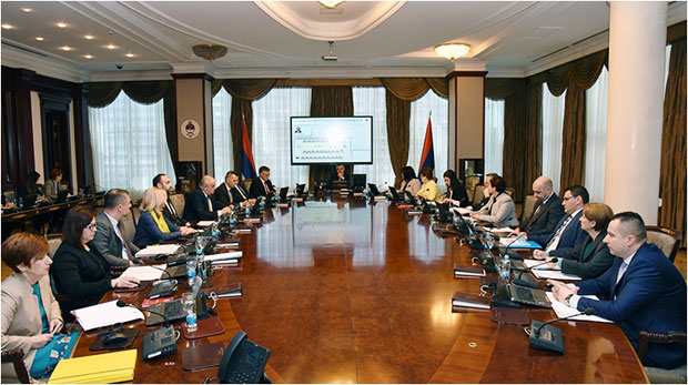 ИЗМЕНЕ ЗАКОНА О ЈАВНОМ РЕДУ И МИРУ: Због спорних видео-снимака уводи се нови прекршај