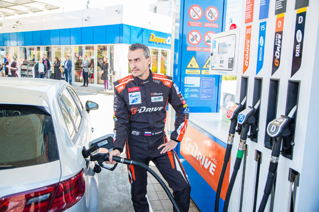 Шампионско точење горива за НИС-ове потрошаче