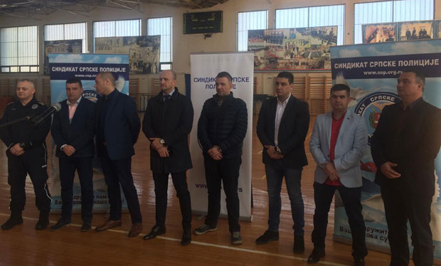 МЕМОРИЈАЛНИ ТУРНИР У СРЕМСКОЈ KАМЕНИЦИ: Сећање на колегу