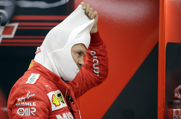 Фетел најбржи на другом тренингу уочи ВН Бахреина