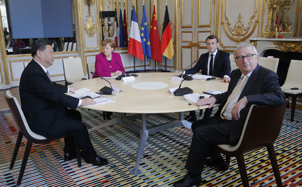 Пекинг и Брисел доводе свет у равнотежу