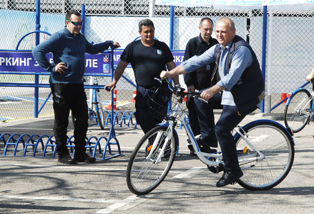 ПРОГРАМ ПАРКИРАЈ И БИЦИКЛИРАЈ: Двоточкаши на Ади и за малишане
