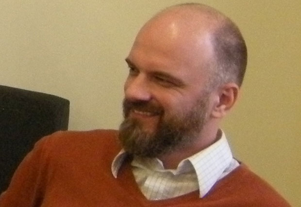 НЕСВАКИДАШЊИ ГЕСТ: Књижевник хонорар даровао ђацима