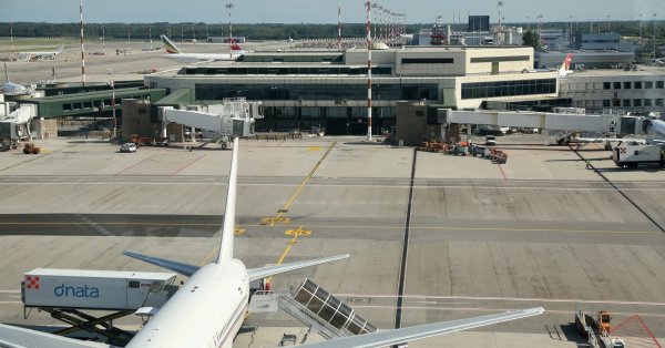 Милано: Аеродром Малпенса био привремено затворен због дрона