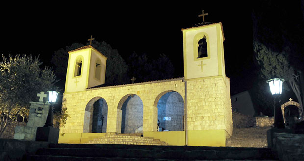 Амфилохије: Судити Солани, Блеру и Кларку
