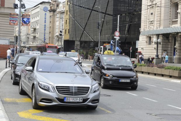 Младеновић: Такси стајалиште биће код хотела Касина