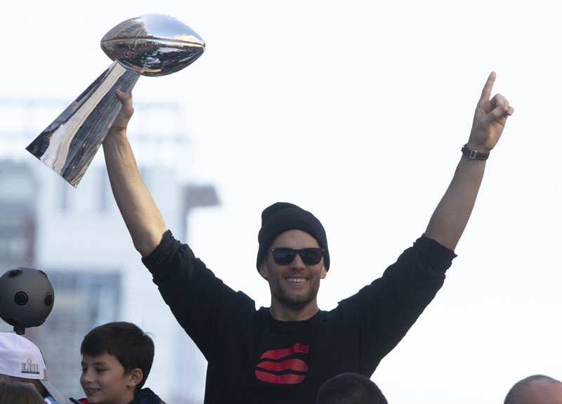 Брејди забринуо навијаче: Повлачим се