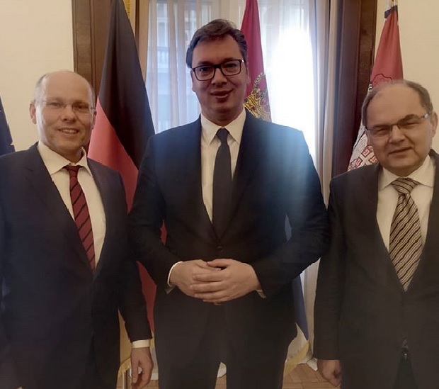 Вучић: ЕУ и међународна заједница да адекватно реагују на потезе Приштине