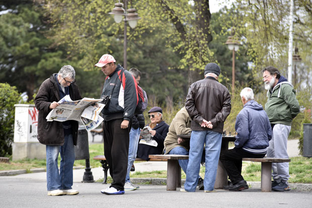 Пензионисање: Поред пенала треба увести и награде