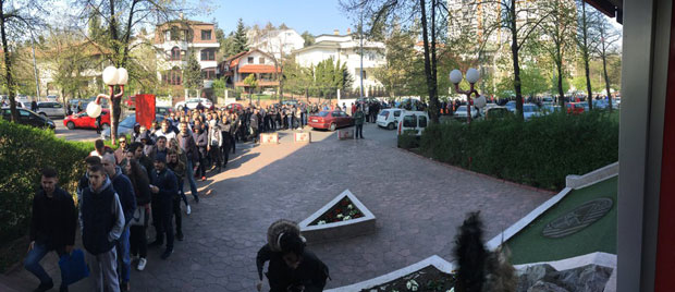 ГРОЗНИЦА СУБОТЊЕ ВЕЧЕРИ: Подељене карте за дерби мајсторицу