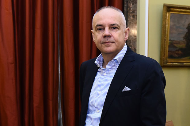 Радојичић осудио покушај опозиције да насилно упадне у Скупштину града Београда