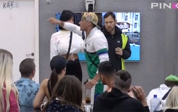 ДАВИД ДОЖИВЕО НЕРВНИ СЛОМ, ПА УРЛАО НА АЛЕКСАНДРУ: Био сам уз тебе кад те је Чабаркапа тукао, а ви сте ми се ус*али у живот