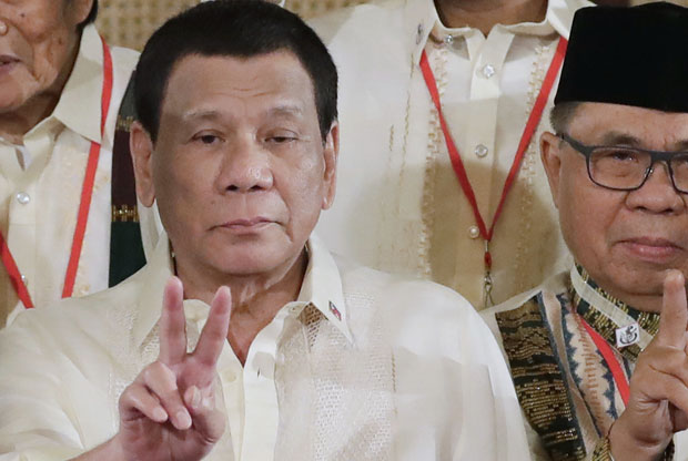 Дутерте: Ако морам прогласићу револуционарну владу и ухапсити своје противнике