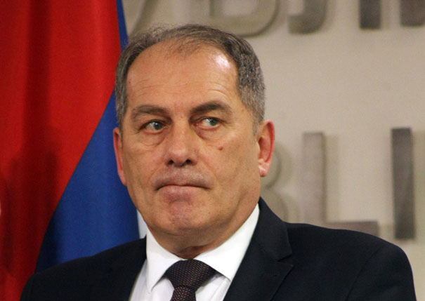 ИСТРАГА ПРОТИВ ДРАГАНА МЕКТИЋА: Злоупотребио положај и одавао тајне податке?