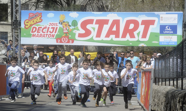 И мали маратонци на стази