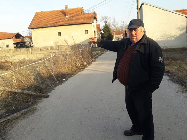 Преживели бомбе, а сад се боре са канцером