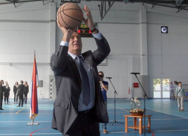 Додик: Хоћу да рехабилитујем КК Босна